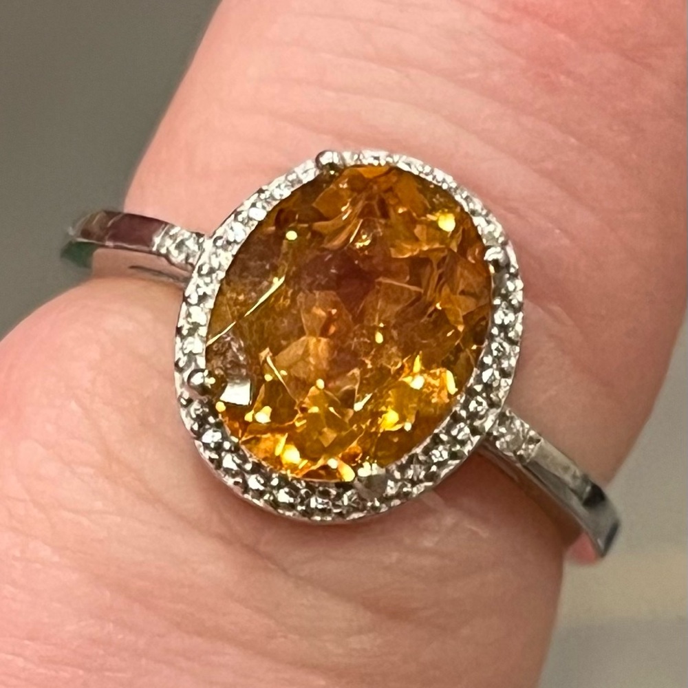 Beautiful Citrine And Diamond Ring 925 Sterling Silver 7.25 New Without Tags
